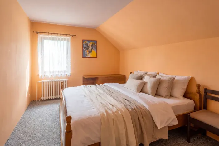 Prodej rodinného domu, Neveklovice, 200 m2
