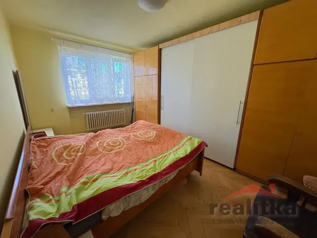 Prodej bytu 2+1, Opava, Otická, 71 m2