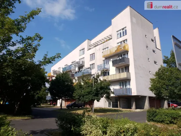 Pronájem bytu 1+kk, Karlovy Vary - Stará Role, Kryzánkova, 35 m2