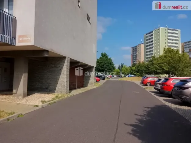 Pronájem bytu 1+kk, Karlovy Vary - Stará Role, Kryzánkova, 35 m2