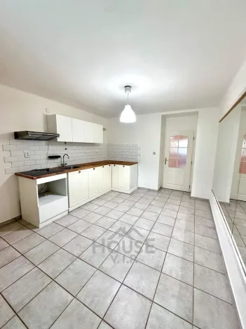 Pronájem bytu 3+kk, Praha - Žižkov, Jeseniova, 71 m2