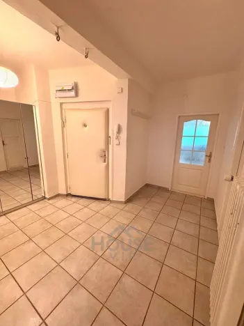 Pronájem bytu 3+kk, Praha - Žižkov, Jeseniova, 71 m2