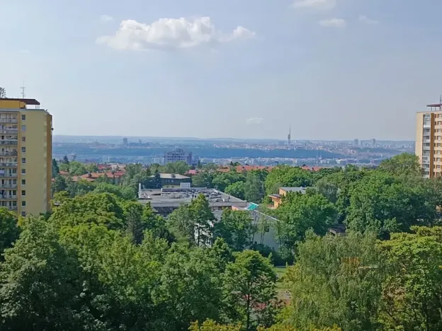 Prodej bytu 2+kk, Praha - Kobylisy, Třeboradická, 47 m2