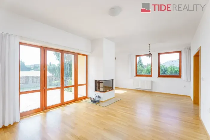 Pronájem vily, Jesenice, Vilová, 420 m2