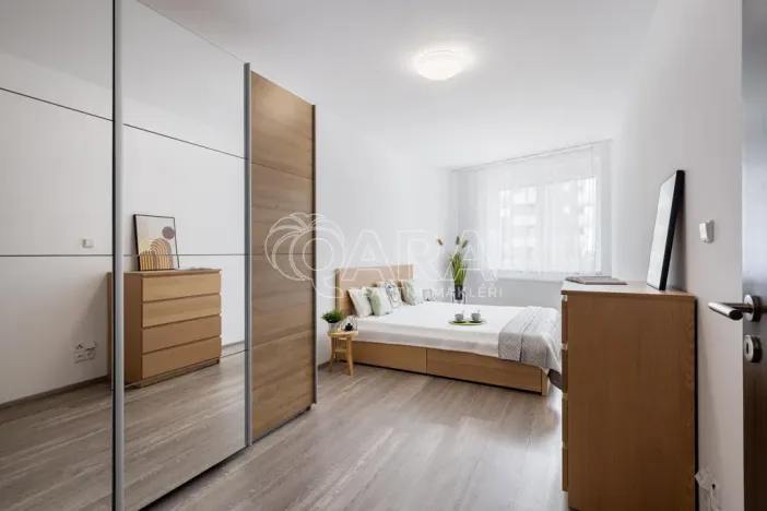 Prodej bytu 2+kk, Praha - Stodůlky, Svitákova, 67 m2