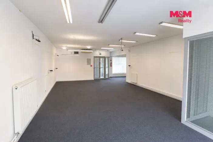 Pronájem kanceláře, Uhlířské Janovice, Komenského, 90 m2