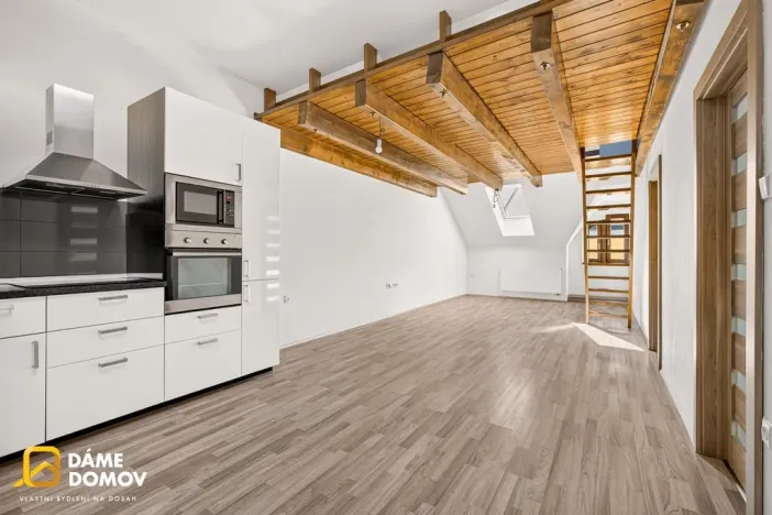 Prodej bytu 4+kk, Uherské Hradiště, Nádražní, 94 m2