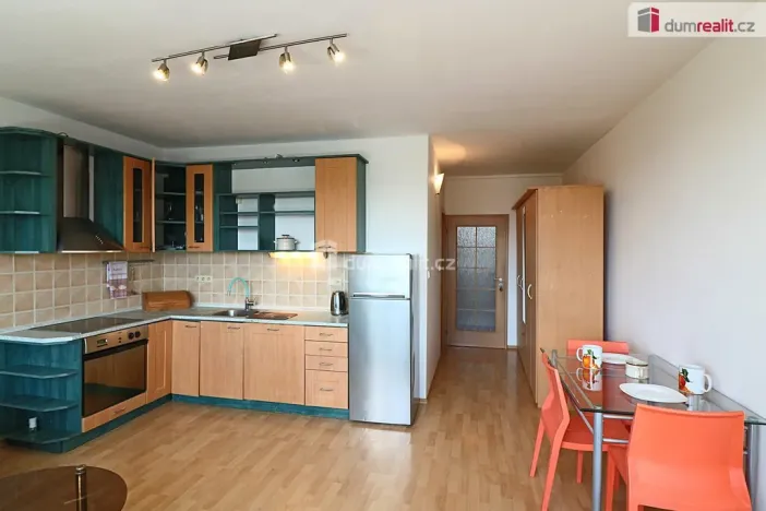Prodej bytu 2+kk, Praha - Kamýk, Zárubova, 43 m2