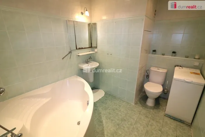 Prodej bytu 2+kk, Praha - Kamýk, Zárubova, 43 m2