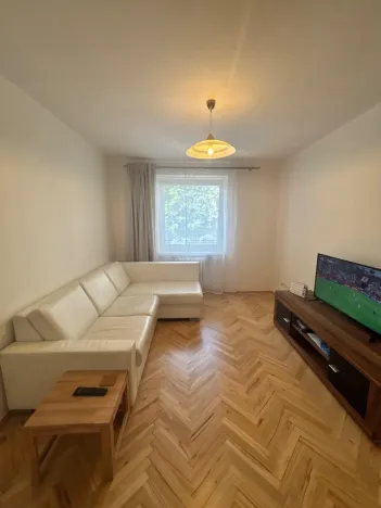 Pronájem bytu 2+1, Pardubice, Bratranců Veverkových, 51 m2