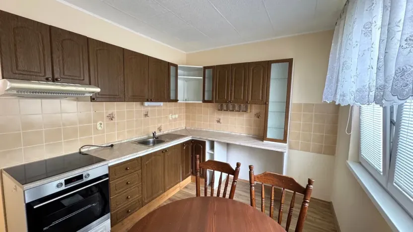 Prodej bytu 2+1, Klášterec nad Ohří, Lidická, 63 m2