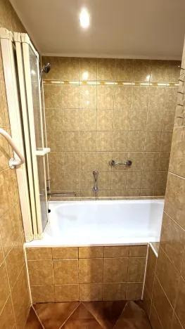 Prodej bytu 2+1, Klášterec nad Ohří, Lidická, 63 m2
