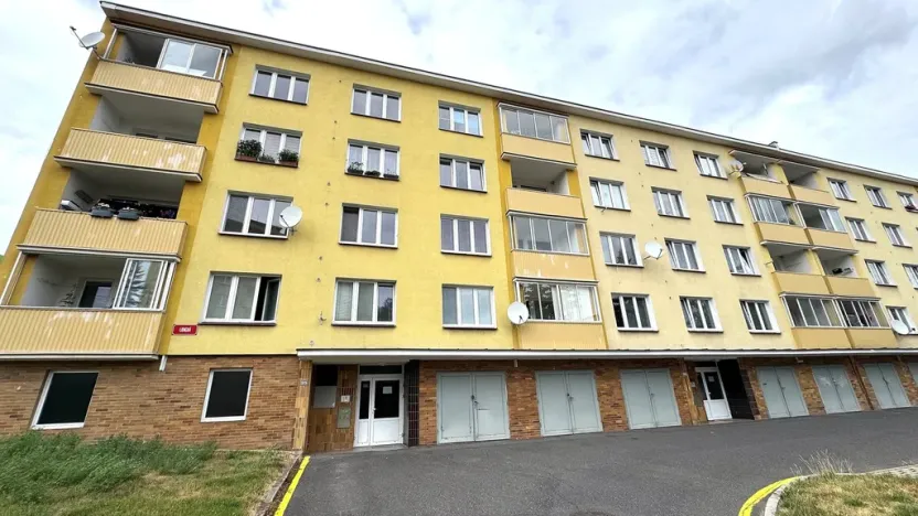 Prodej bytu 2+1, Klášterec nad Ohří, Lidická, 63 m2