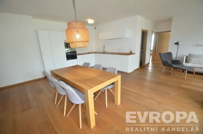 Pronájem bytu 3+kk, Praha, Na Křtině, 98 m2