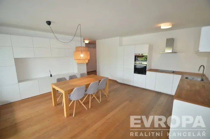Pronájem bytu 3+kk, Praha, Na Křtině, 98 m2