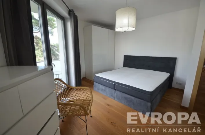 Pronájem bytu 3+kk, Praha, Na Křtině, 98 m2