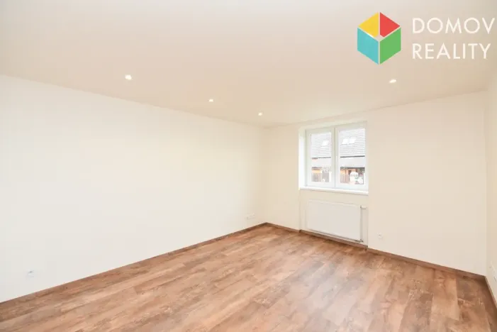 Prodej bytu 2+1, Králův Dvůr, Pod Hájem, 60 m2