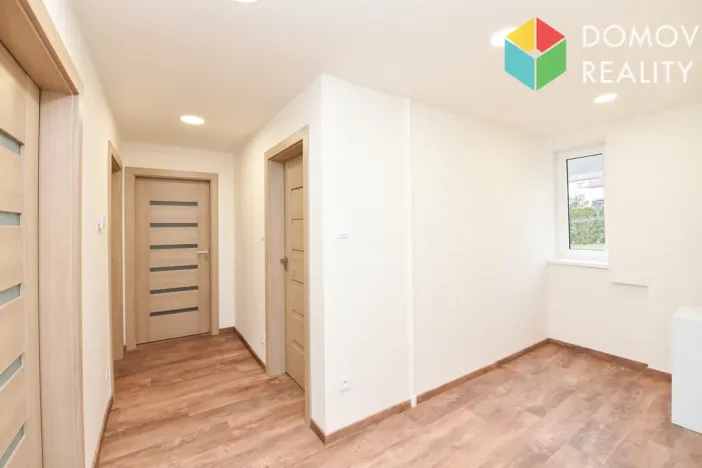 Prodej bytu 2+1, Králův Dvůr, Pod Hájem, 60 m2