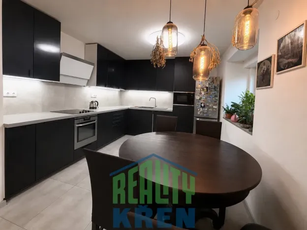 Prodej rodinného domu, Kladno, Vinařická, 345 m2