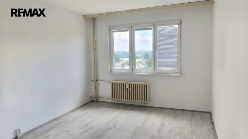 Prodej bytu 2+1, Rotava, Sídliště, 53 m2
