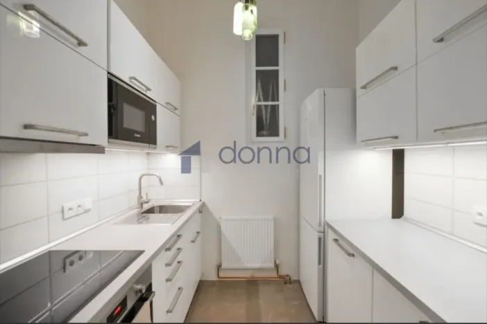 Pronájem bytu 1+1, Praha, Hálkova, 33 m2