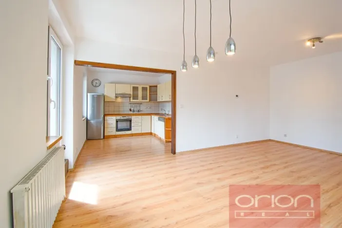 Prodej bytu 3+1, Praha - Smíchov, Na Cihlářce, 84 m2