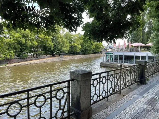 Prodej bytu 3+1, Praha - Smíchov, Janáčkovo nábřeží, 115 m2
