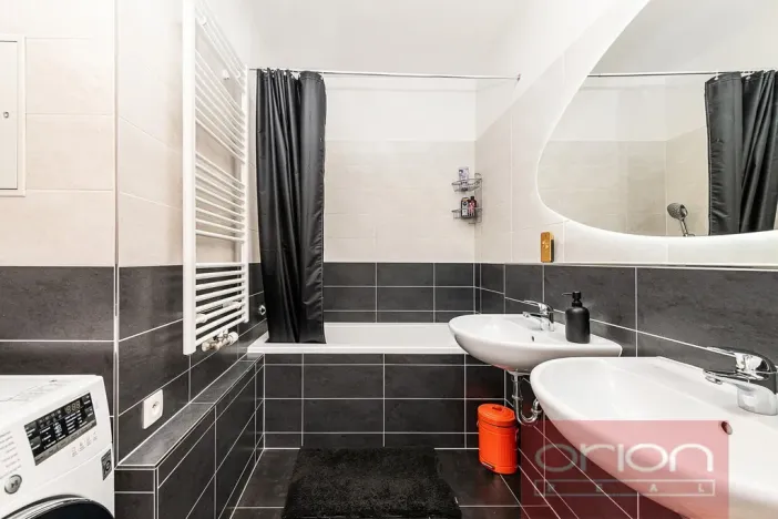 Prodej bytu 3+kk, Praha - Kyje, Sicherova, 78 m2