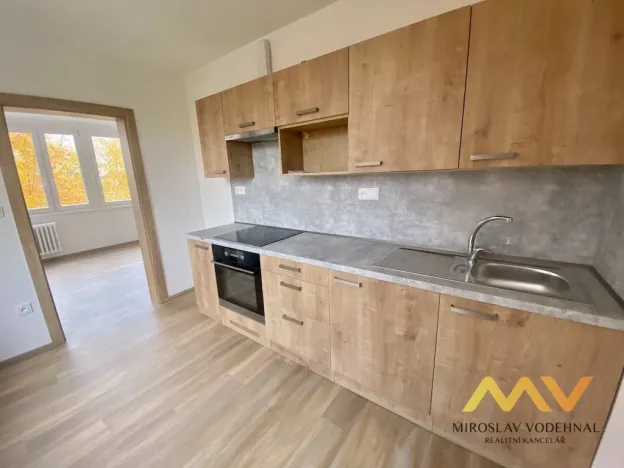 Pronájem bytu 3+1, Hradec Králové, Na Kotli, 72 m2