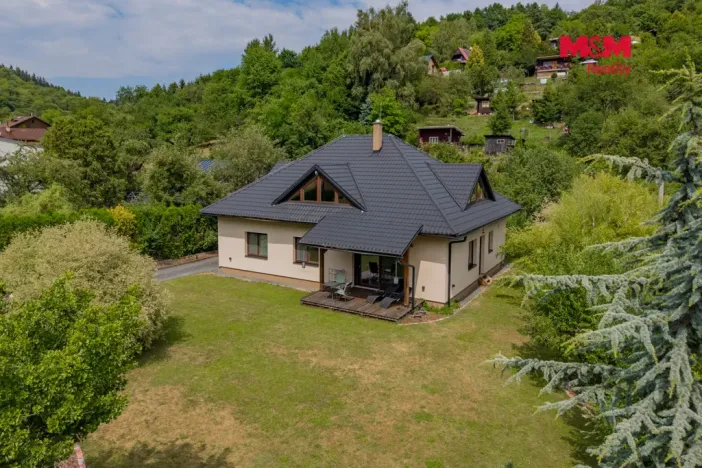 Prodej rodinného domu, Vsetín, Za Díly, 220 m2