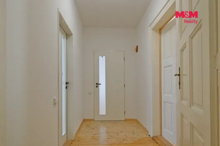 Pronájem bytu 4+1, Čáslav - Čáslav-Nové Město, Husova, 98 m2