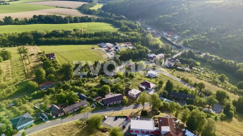 Prodej pozemku pro bydlení, Svárov, 1084 m2