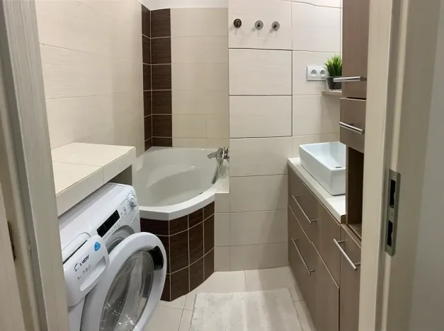 Pronájem bytu 3+kk, Praha - Lhotka, Čimelická, 61 m2