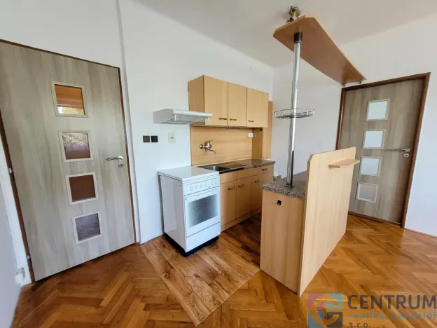 Pronájem bytu 2+kk, Jablonec nad Nisou, Na Roli, 44 m2