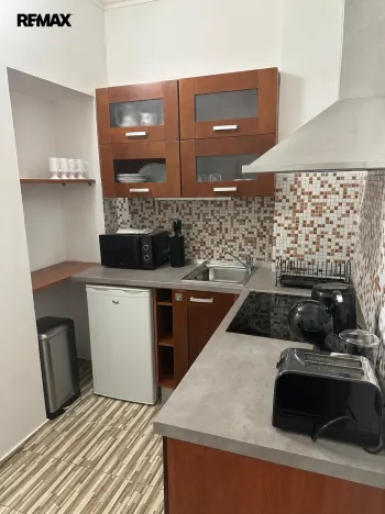 Pronájem bytu 2+kk, Karlovy Vary, Libušina, 31 m2