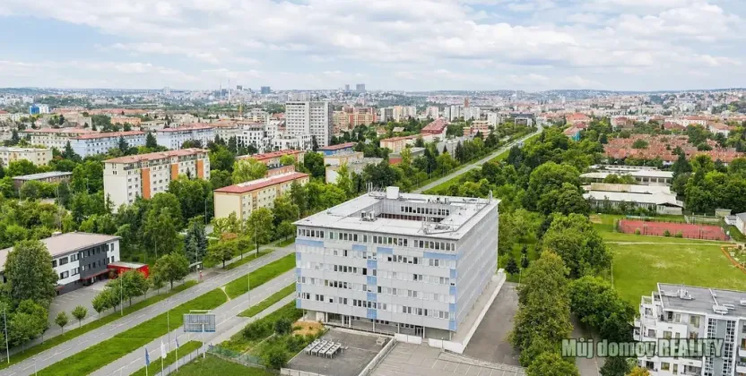 Pronájem obchodního prostoru, Praha - Strašnice, V olšinách, 77 m2