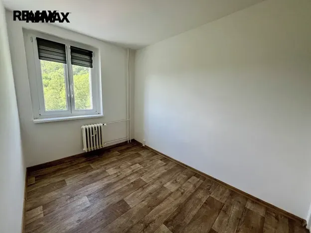 Pronájem bytu 3+1, Kadaň, Na Podlesí, 68 m2