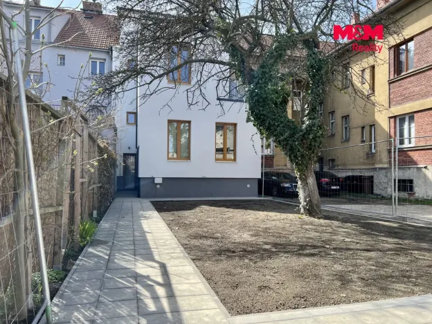 Pronájem bytu 2+kk, Krnov - Pod Bezručovým vrchem, Albrechtická, 60 m2