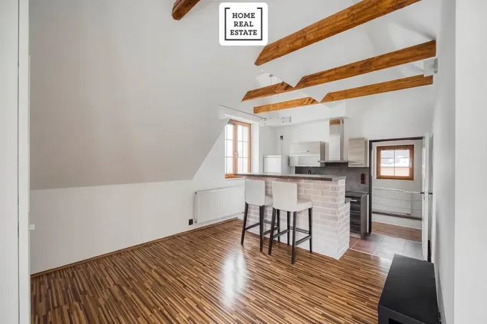 Pronájem apartmánu, Praha - Dolní Měcholupy, U svornosti, 117 m2