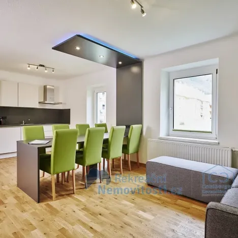 Prodej bytu 4+kk, Eisenerz, Rakousko, 85 m2
