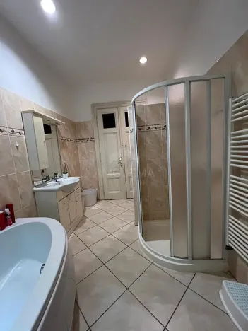 Pronájem bytu 3+kk, Karlovy Vary, Sadová, 82 m2