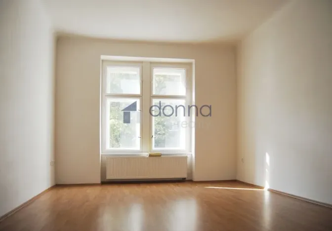 Pronájem bytu 2+1, Praha, 28. pluku, 70 m2