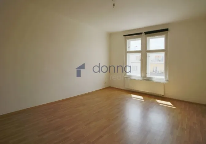 Pronájem bytu 2+1, Praha, 28. pluku, 70 m2