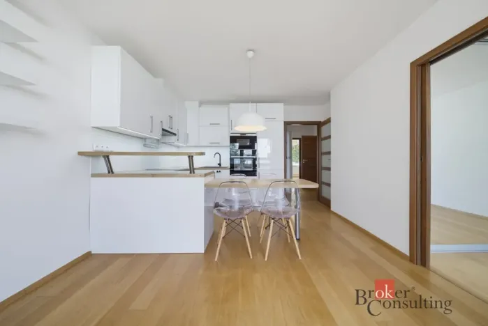 Prodej bytu 3+kk, Praha - Smíchov, Kroupova, 53 m2