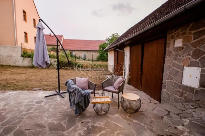 Prodej rodinného domu, Jinín, 250 m2