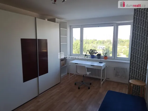Pronájem bytu 1+kk, Praha - Háje, Bajkonurská, 27 m2