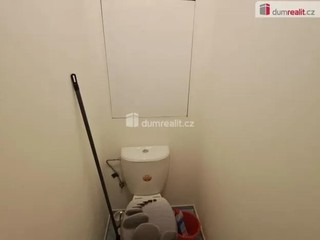 Pronájem bytu 1+kk, Praha - Háje, Bajkonurská, 27 m2