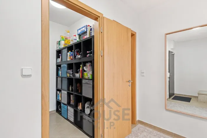 Prodej bytu 2+1, Praha - Ruzyně, Stočesova, 60 m2