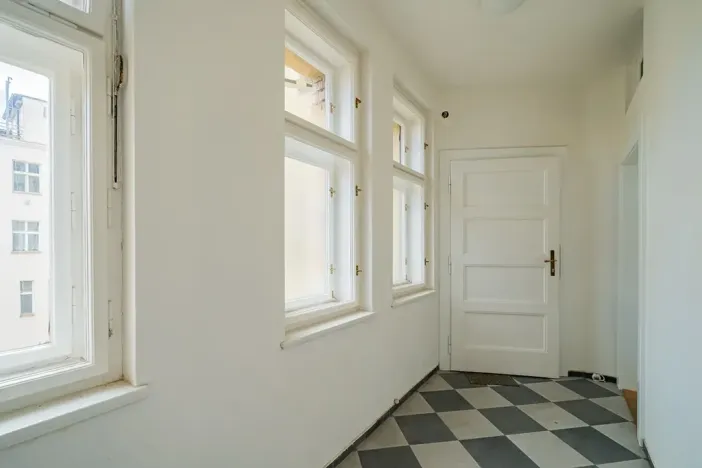 Pronájem bytu 1+1, Praha - Vinohrady, Škrétova, 32 m2
