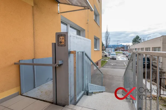 Pronájem bytu 3+1, Liberec, Nezvalova, 70 m2